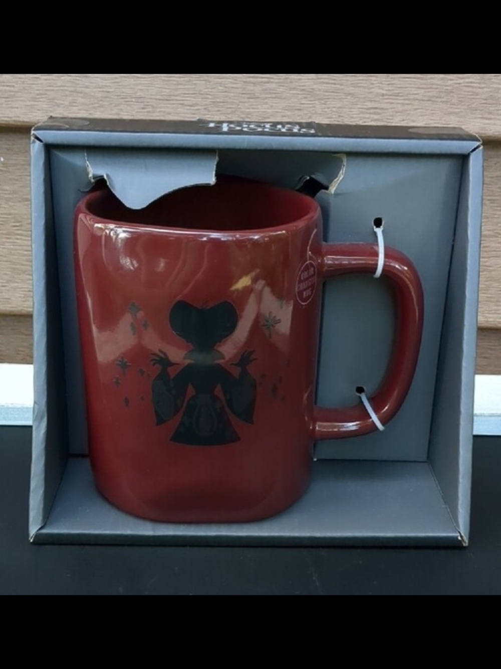 Rae Dunn Disney Hocus Pocus Color Changing Mug NWT 19.5 Ounce - Picture 6 of 6
